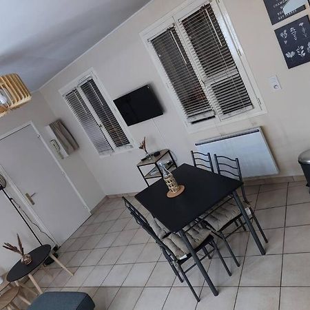 Appartement Gare Hyper Centre Ville Troyes Esterno foto