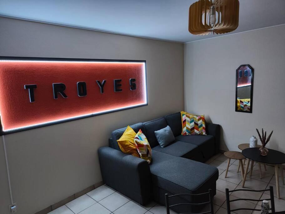 Appartement Gare Hyper Centre Ville Troyes Esterno foto